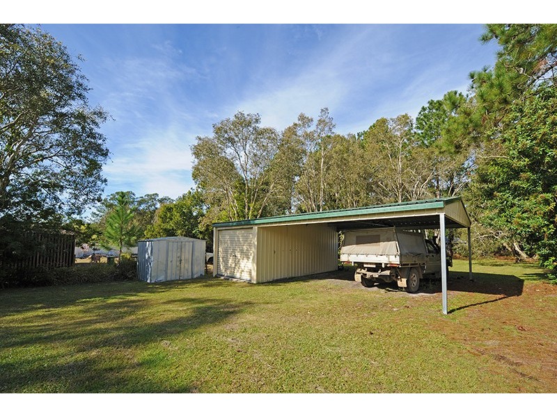 8a Greber Rd, Beerwah QLD 4519