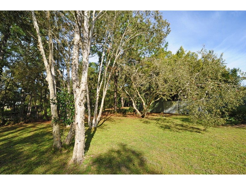 8a Greber Rd, Beerwah QLD 4519