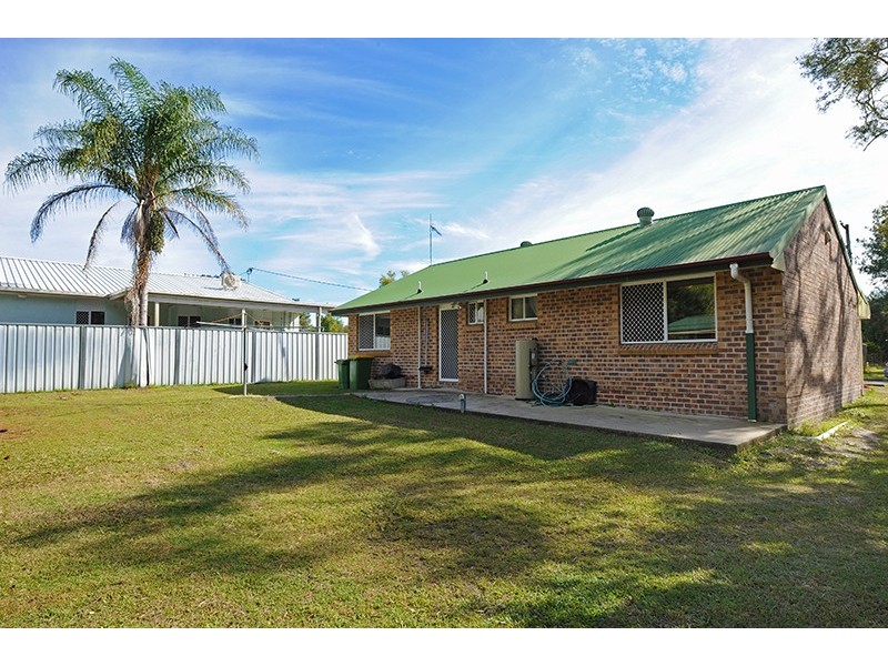 8a Greber Rd, Beerwah QLD 4519