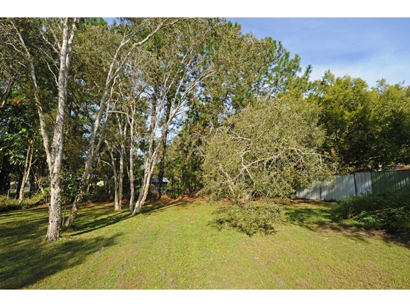8a Greber Rd, Beerwah QLD 4519
