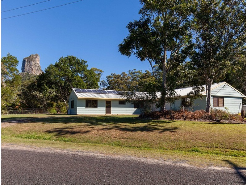 22 Gould Dve, Glass House Mountains QLD 4518