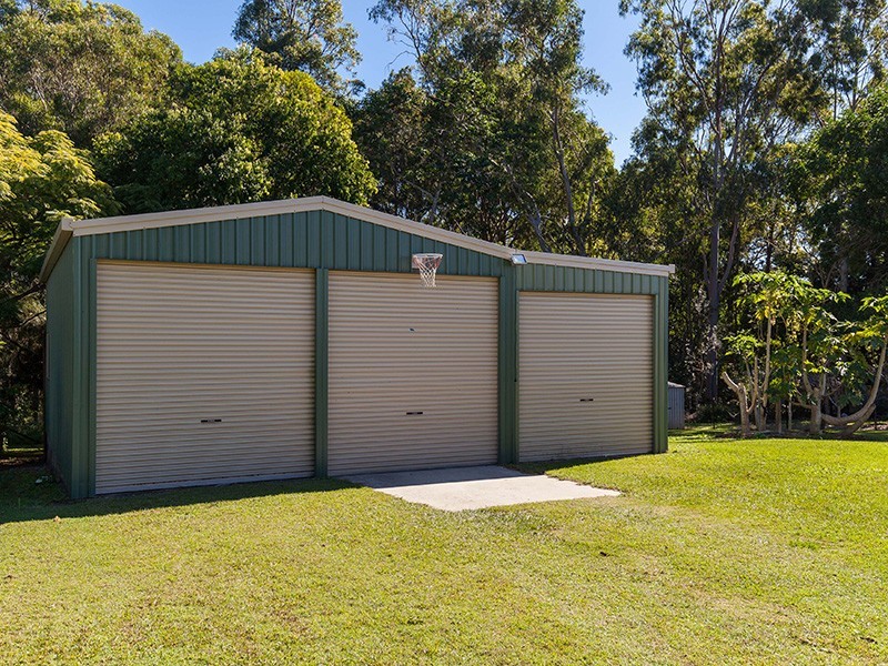 22 Gould Dve, Glass House Mountains QLD 4518
