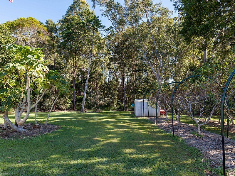22 Gould Dve, Glass House Mountains QLD 4518