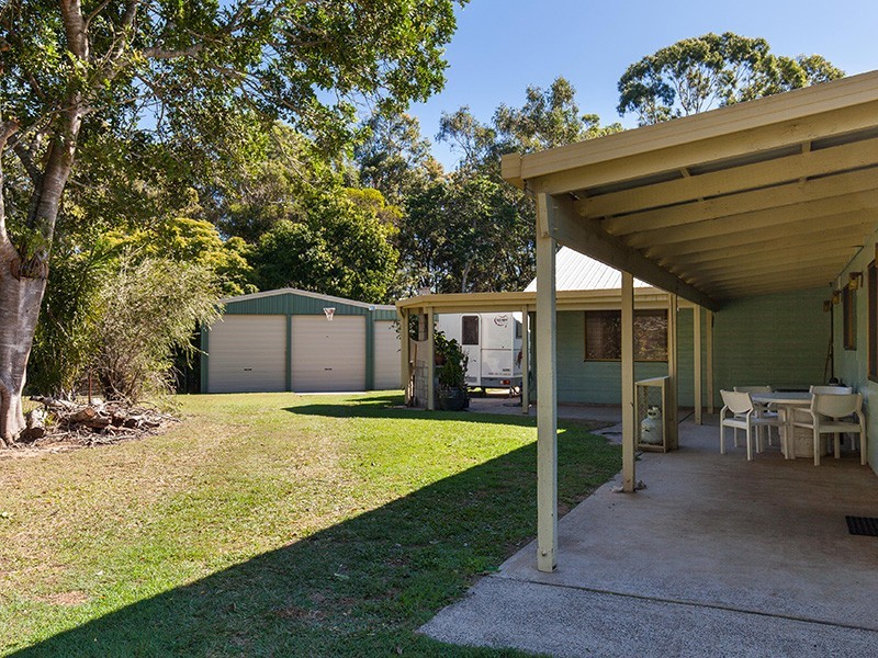 22 Gould Dve, Glass House Mountains QLD 4518