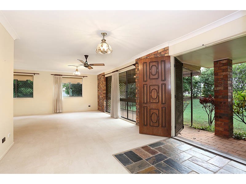 62 Pine Camp Road, Beerwah QLD 4519