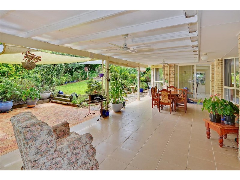 2 Vista CT, Glass House Mountains QLD 4518