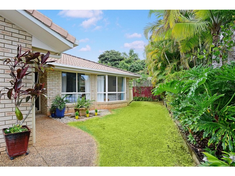 2 Vista CT, Glass House Mountains QLD 4518