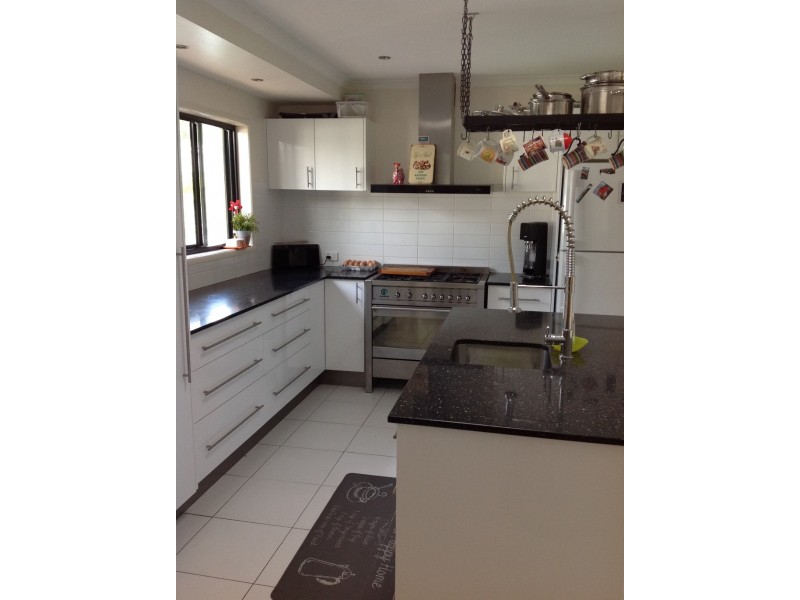 4 Forestdale Road, Landsborough QLD 4550