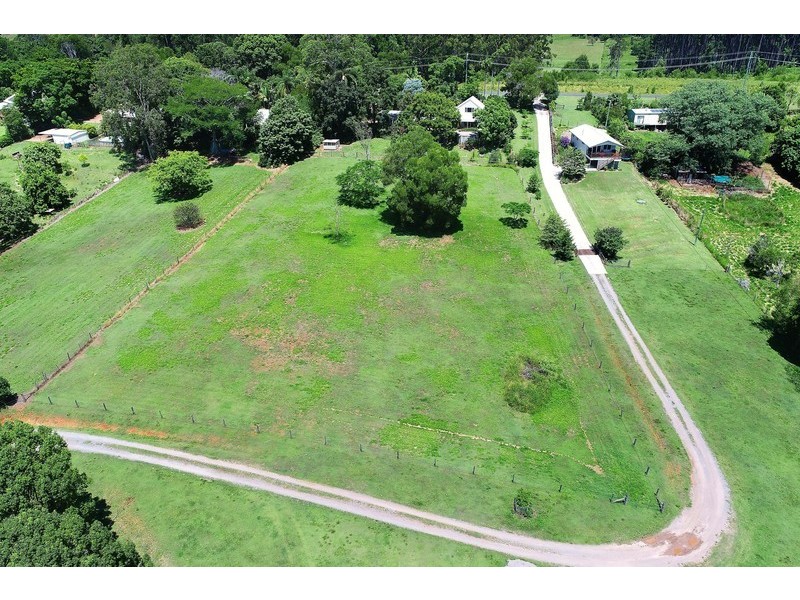 284 Candle Mountain Drive, Crohamhurst QLD 4519