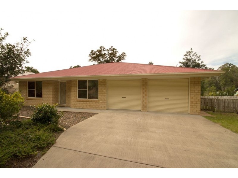 15 Cunningham Avenue, Landsborough QLD 4550