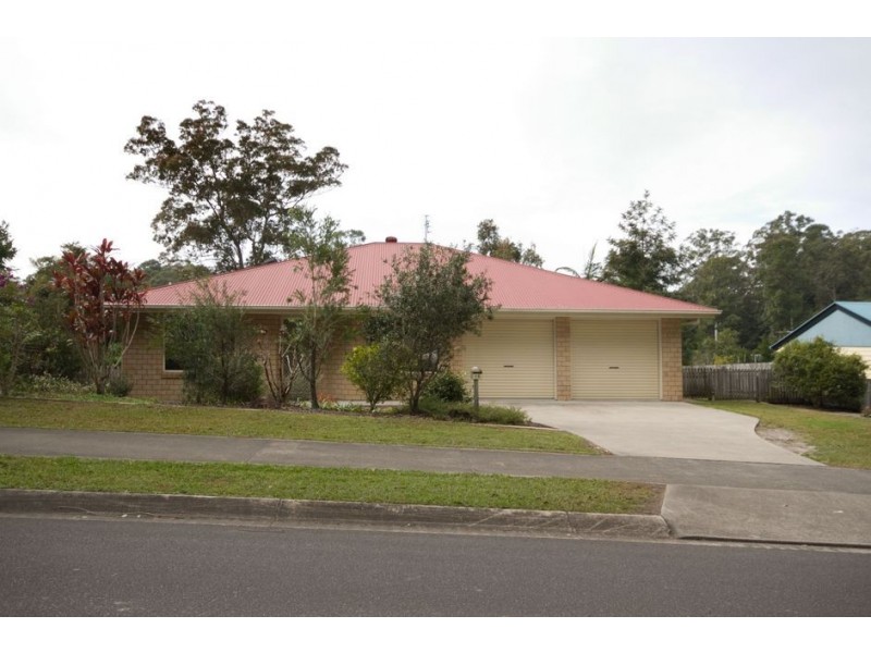 15 Cunningham Avenue, Landsborough QLD 4550