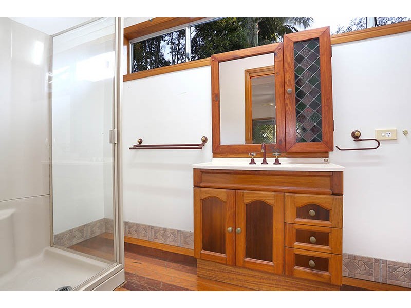 218 Hardwood Road, Landsborough QLD 4550