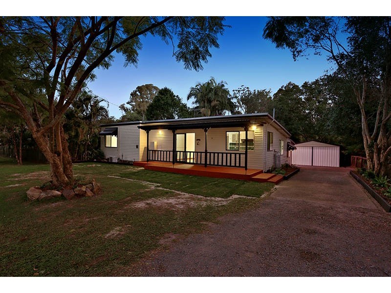 218 Hardwood Road, Landsborough QLD 4550