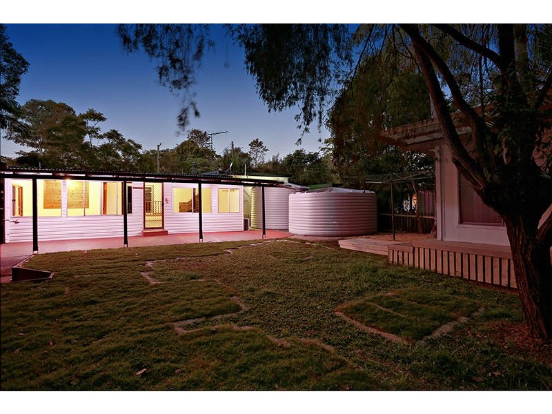 218 Hardwood Road, Landsborough QLD 4550