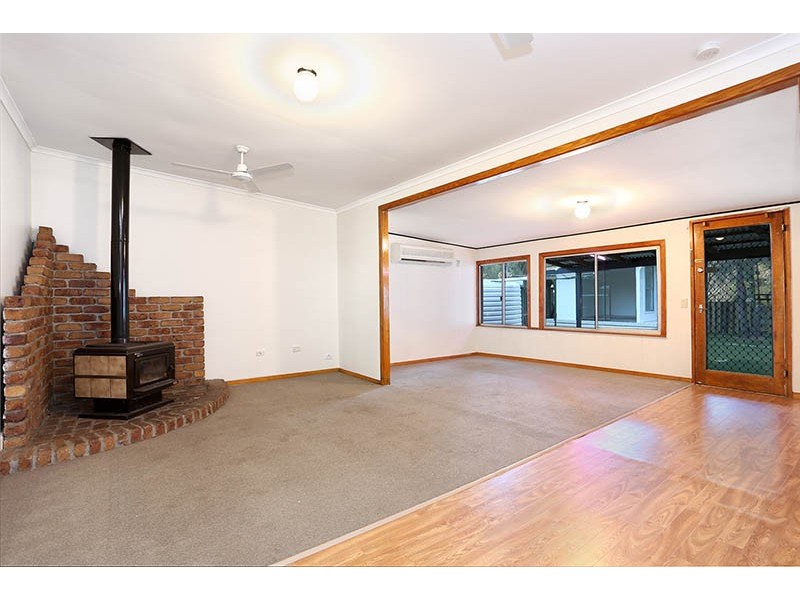 218 Hardwood Road, Landsborough QLD 4550