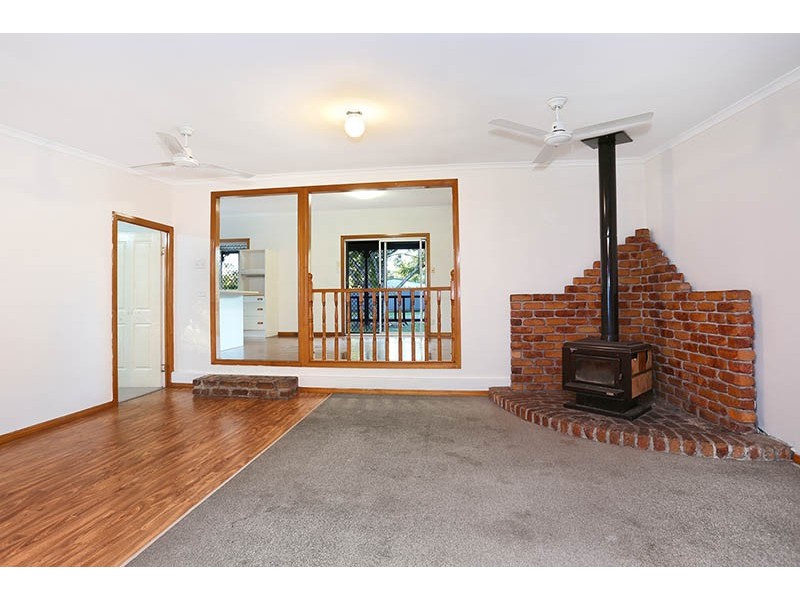 218 Hardwood Road, Landsborough QLD 4550