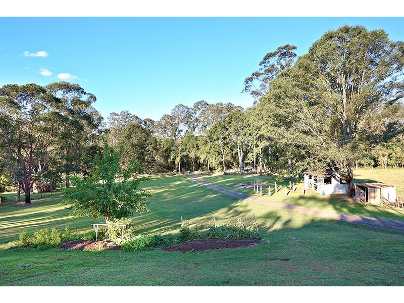 87 River Rd, Peachester QLD 4519