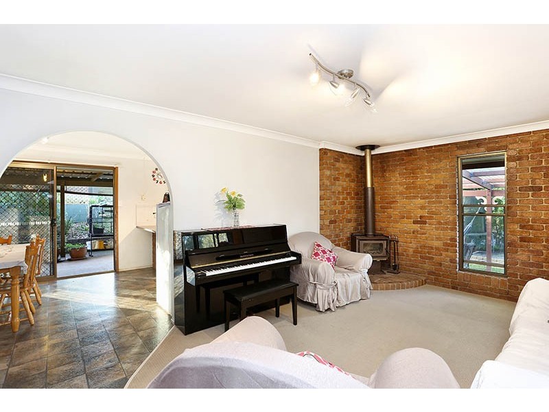 87 River Rd, Peachester QLD 4519