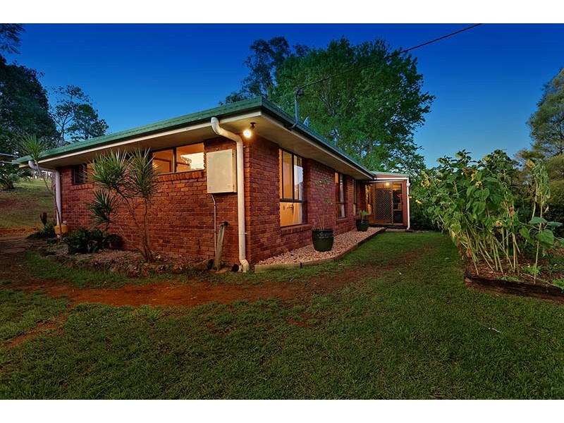 87 River Rd, Peachester QLD 4519