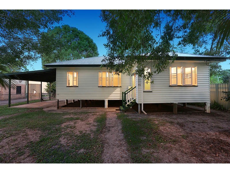 65 Beerwah Pde, Beerwah QLD 4519