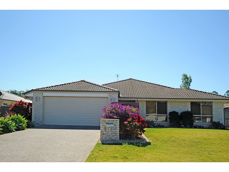 9 Sapphire Court, Beerwah QLD 4519