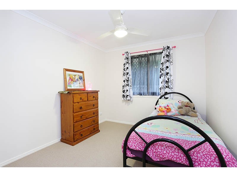 25 Railway Pde, Glass House Mountains QLD 4518