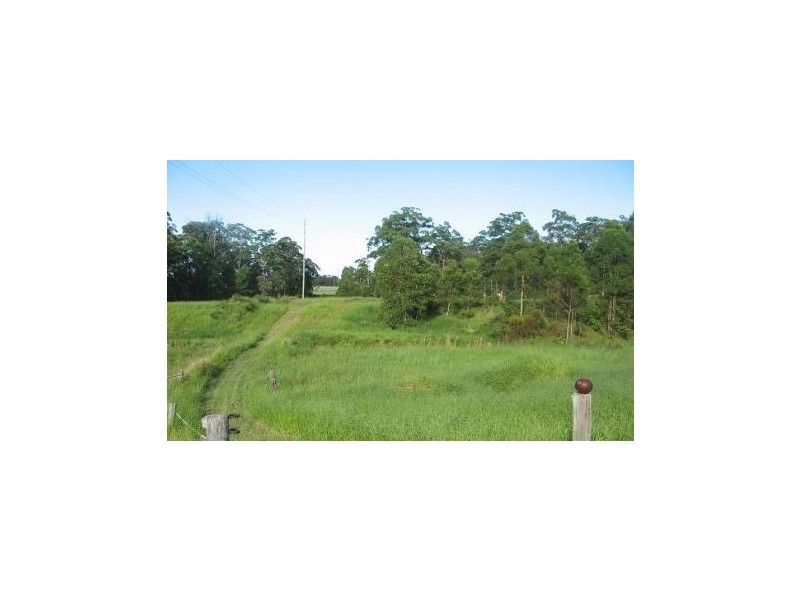 34 Thompson Rd, Beerwah QLD 4519