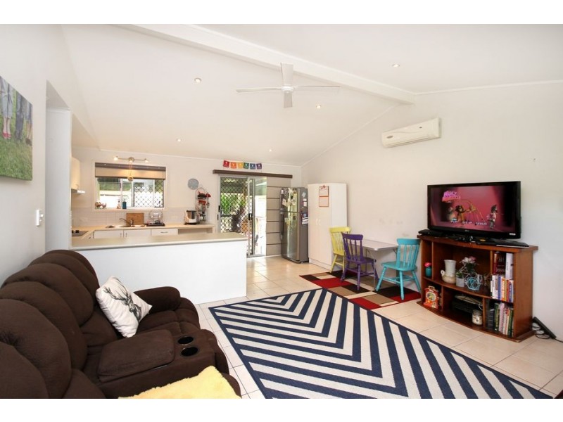 2 Sunland Court, Beerwah QLD 4519