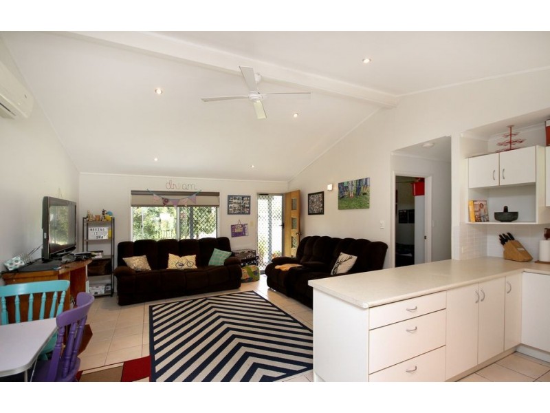 2 Sunland Court, Beerwah QLD 4519