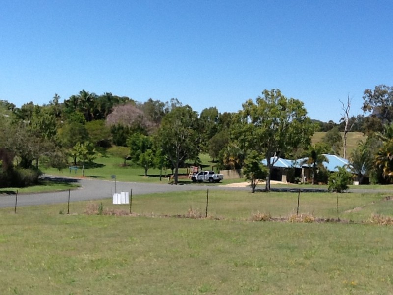 45 Mittelstadt Rd, Glass House Mountains QLD 4518