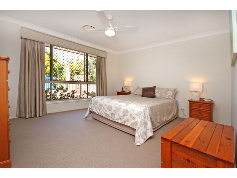 13 Peak View Place, Glass House Mountains QLD 4518