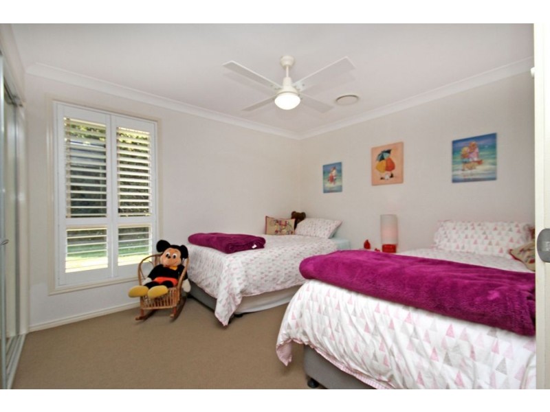 13 Peak View Place, Glass House Mountains QLD 4518