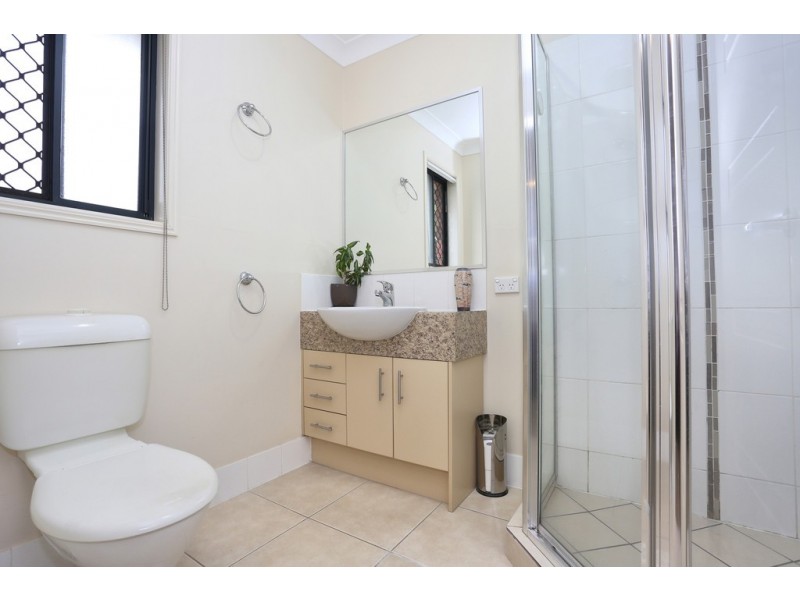 2 Sapphire Court, Beerwah QLD 4519