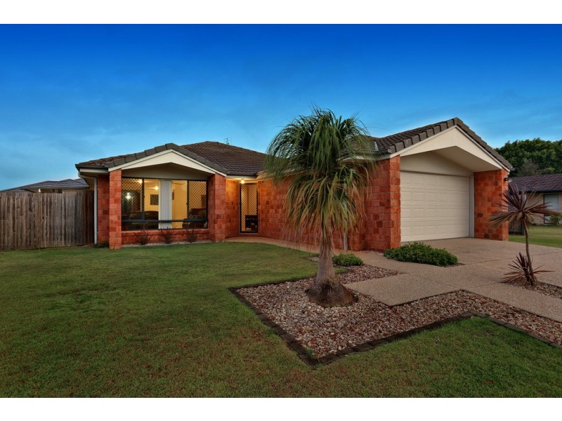 2 Sapphire Court, Beerwah QLD 4519