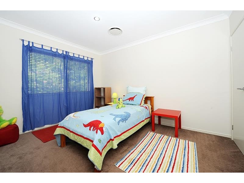 4 Peakview Place, Glass House Mountains QLD 4518