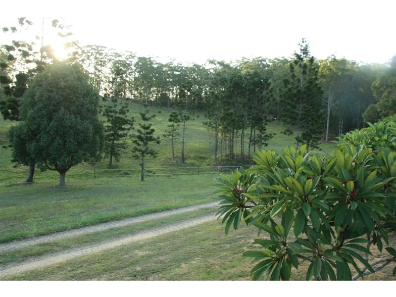 584 Macdonald Road, Peachester QLD 4519