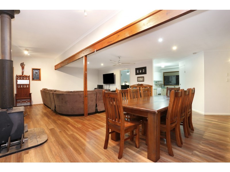 6a William Street, Landsborough QLD 4550