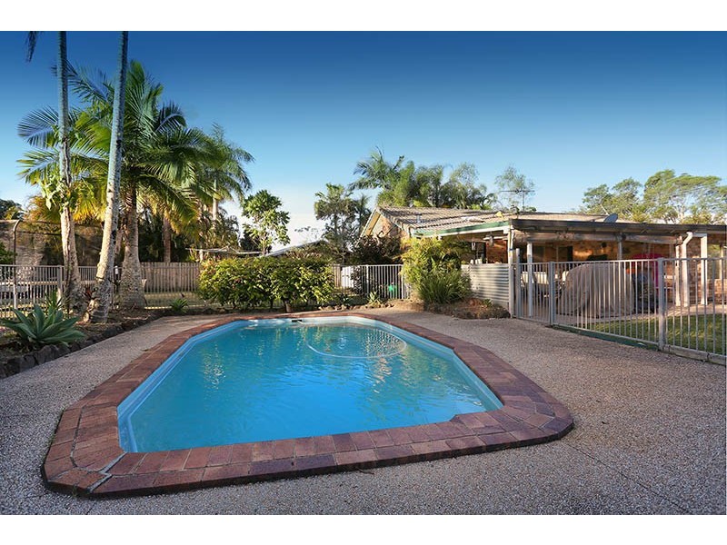 4 Forestdale Road, Landsborough QLD 4550