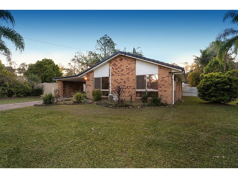 4 Forestdale Road, Landsborough QLD 4550