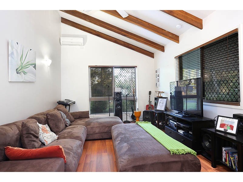 4 Forestdale Road, Landsborough QLD 4550
