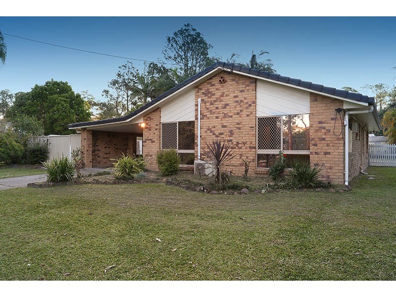 4 Forestdale Road, Landsborough QLD 4550