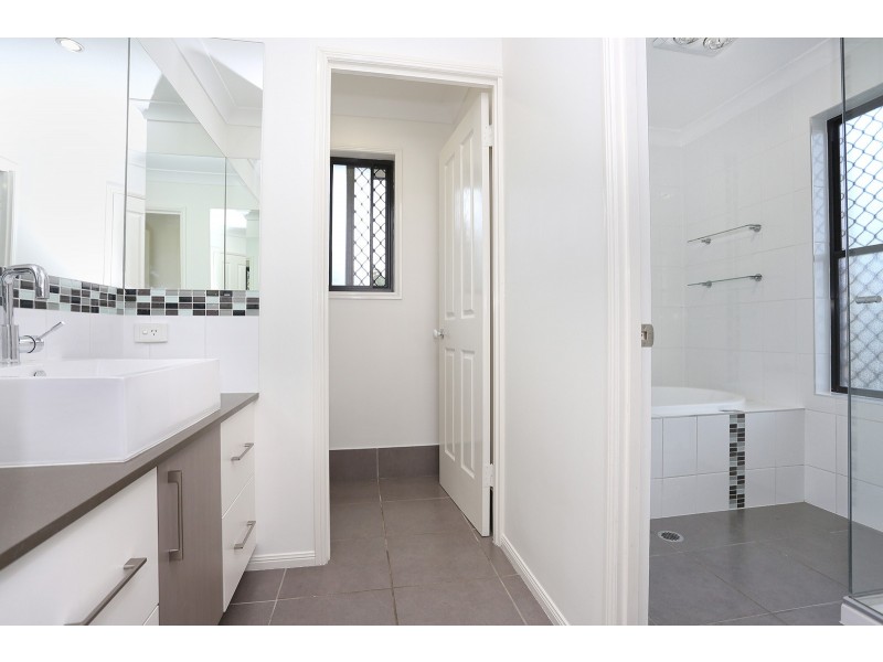 11 Coljohn Street, Landsborough QLD 4550