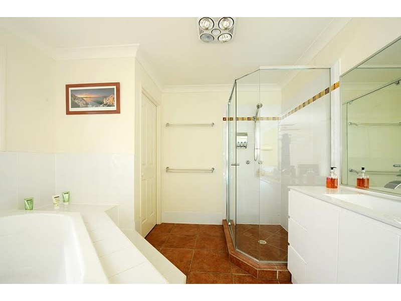 7 Wattlebird Place, Landsborough QLD 4550