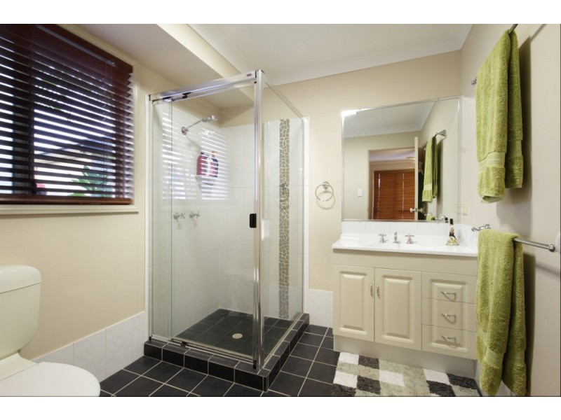 6 Emma Place, Beerwah QLD 4519