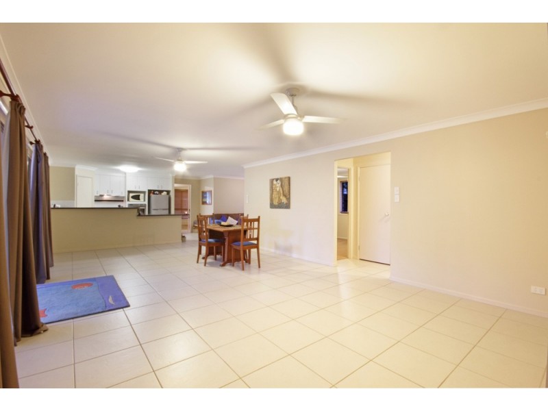 6 Emma Place, Beerwah QLD 4519