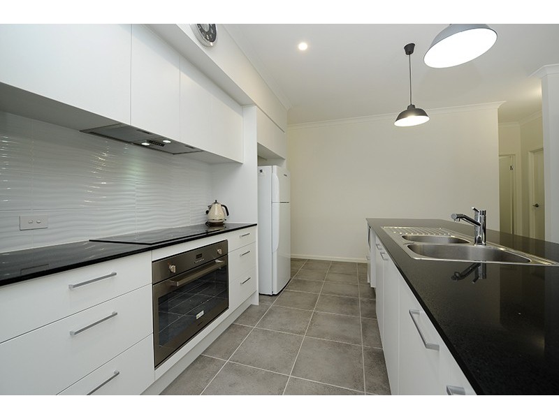 239 Lindeman Road, Beerwah QLD 4519