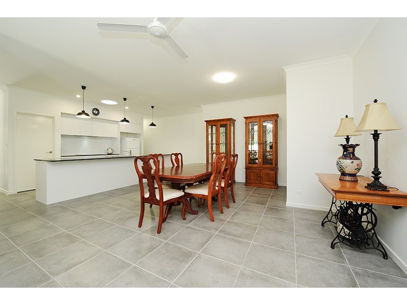 239 Lindeman Road, Beerwah QLD 4519