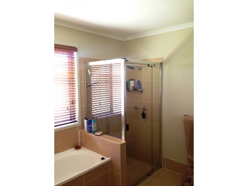 7 Layt Court, Landsborough QLD 4550
