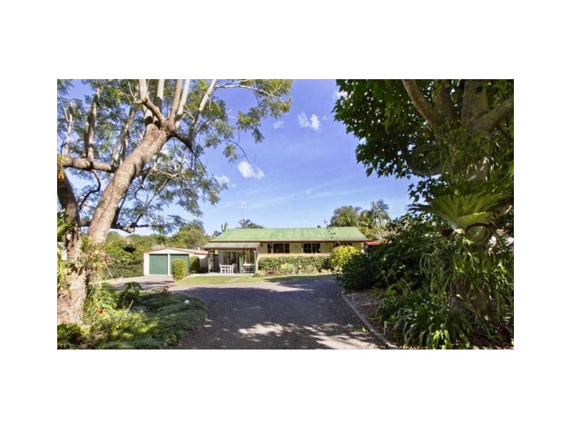 27 Shaws Road, Beerwah QLD 4519