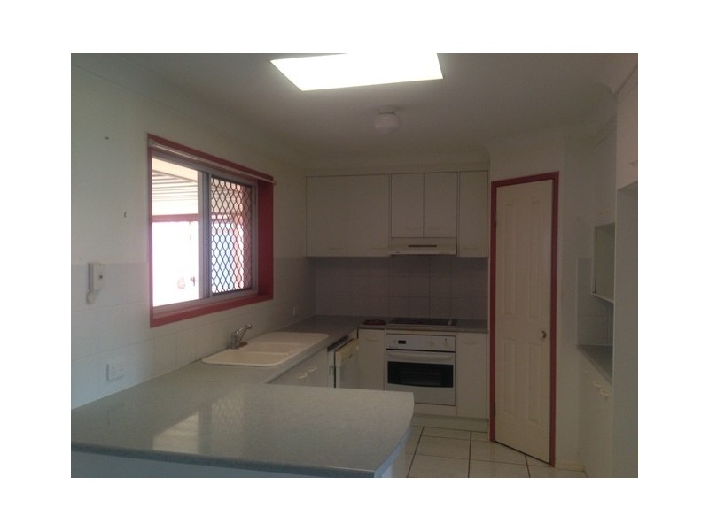 14 Laurel Street, Beerwah QLD 4519